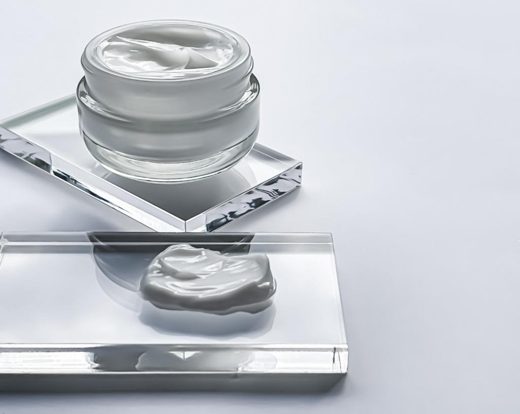 Skincare contoh tanpa BOPM dan HALAL